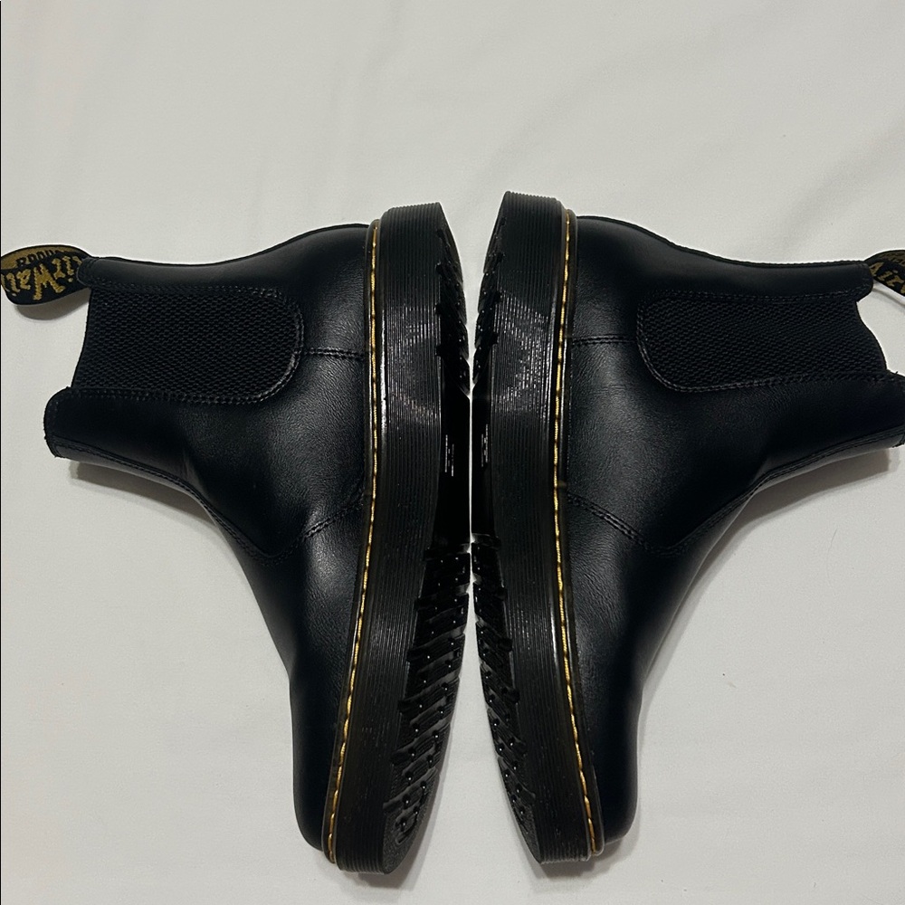 Dr. Martens Dorrian Black Leather Chelsea Boots size 9 New - Picture 4 of 11
